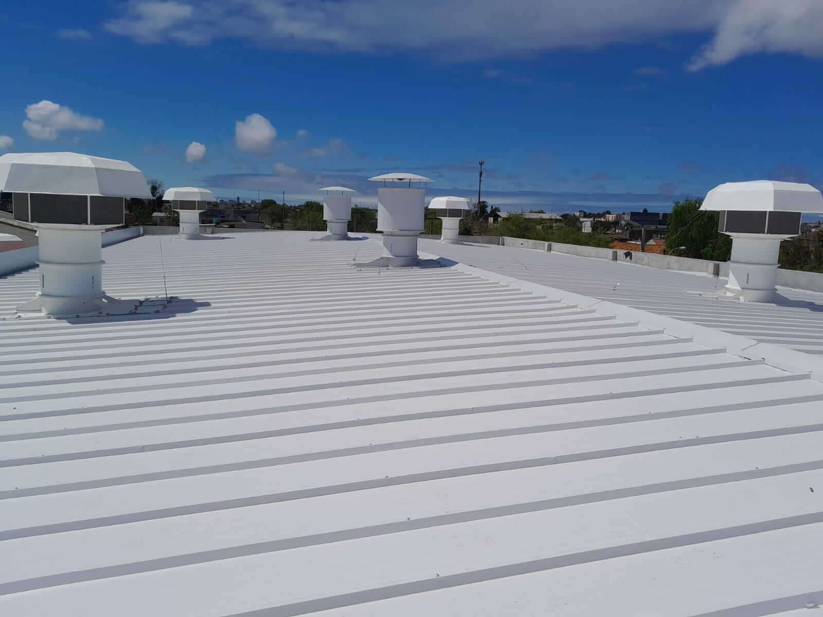 Insuflador industrial Veprel para ventilação eficiente e renovação de ar